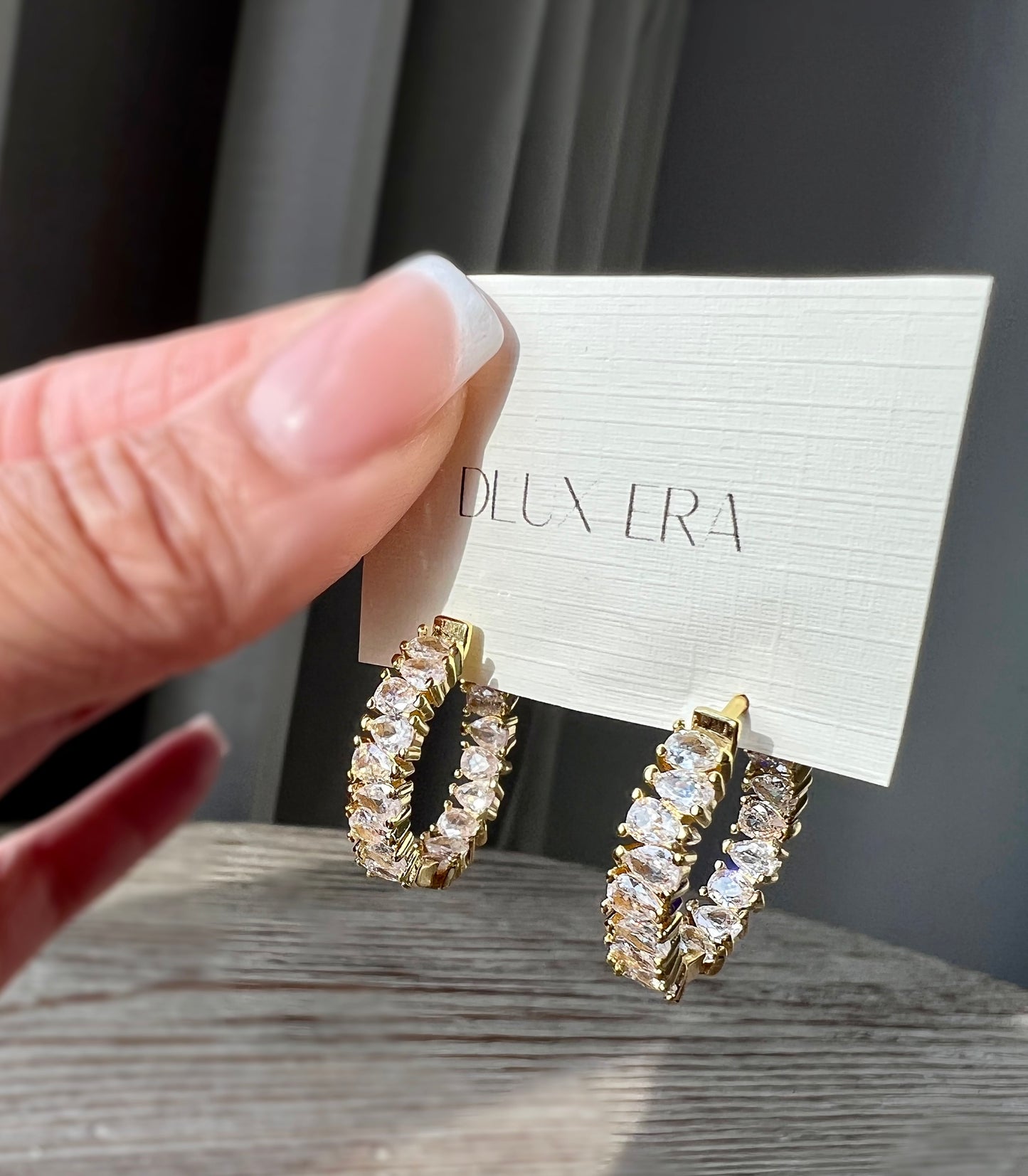 “Diamond Huggie” gold