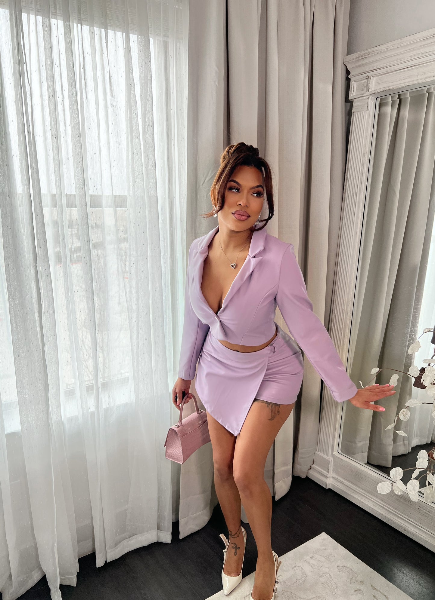 “CLUELESS” lilac