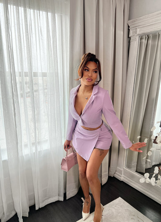 “CLUELESS” lilac